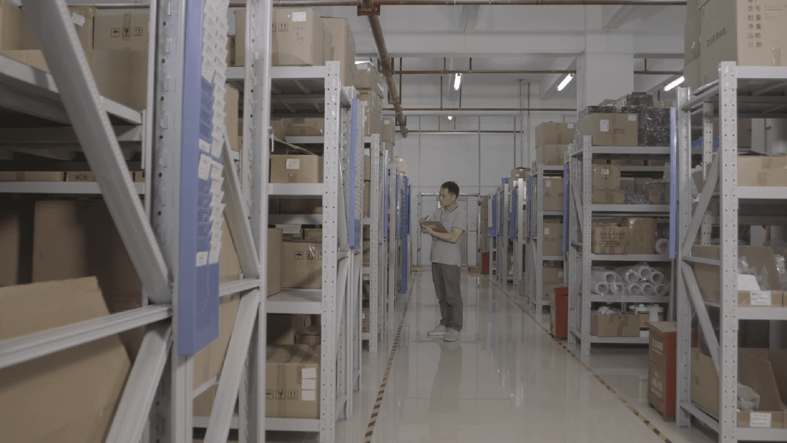 Power Bank Warehouse of Raw Material Power Bank Warehouse of Raw Material